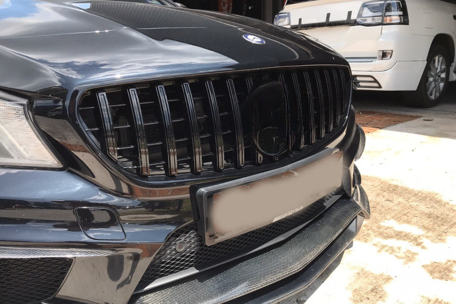 ✨GRIGLIA NERO LUCIDA ADATTA PER Mercedes CLA class W117 2013-2019 ✨