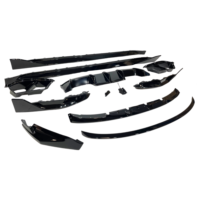 💕ART.8976  BODYKIT   BMW G80 M3 Look M Performance Nero lucido 💕