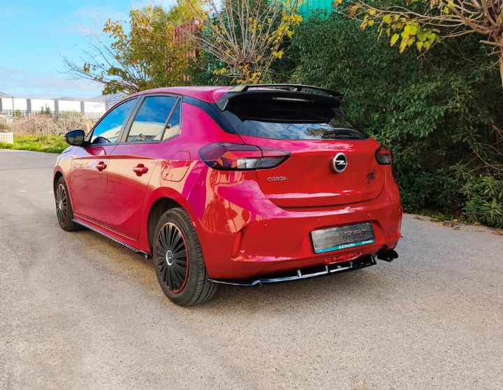 💕ART.9611  SPLITTER  POSTERIORI  Opel Corsa F  NERO  LUCIDO 💕