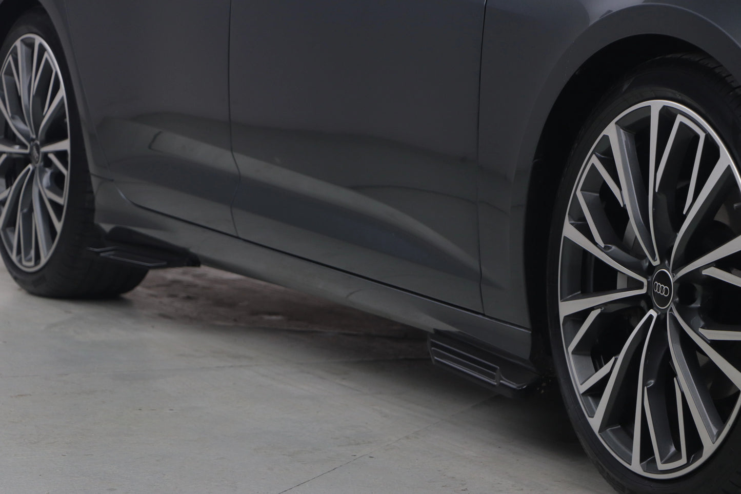 Minigonne laterali adatto per AUDI S6 C8 (Sedan-Avant) 2019+ (2 Pcs)