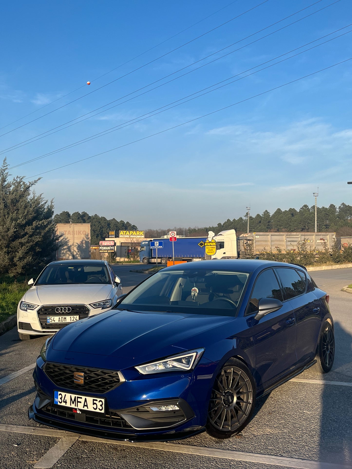 Front Splitter SEAT Leon FR MK4 2020+ With TÜV ABE 