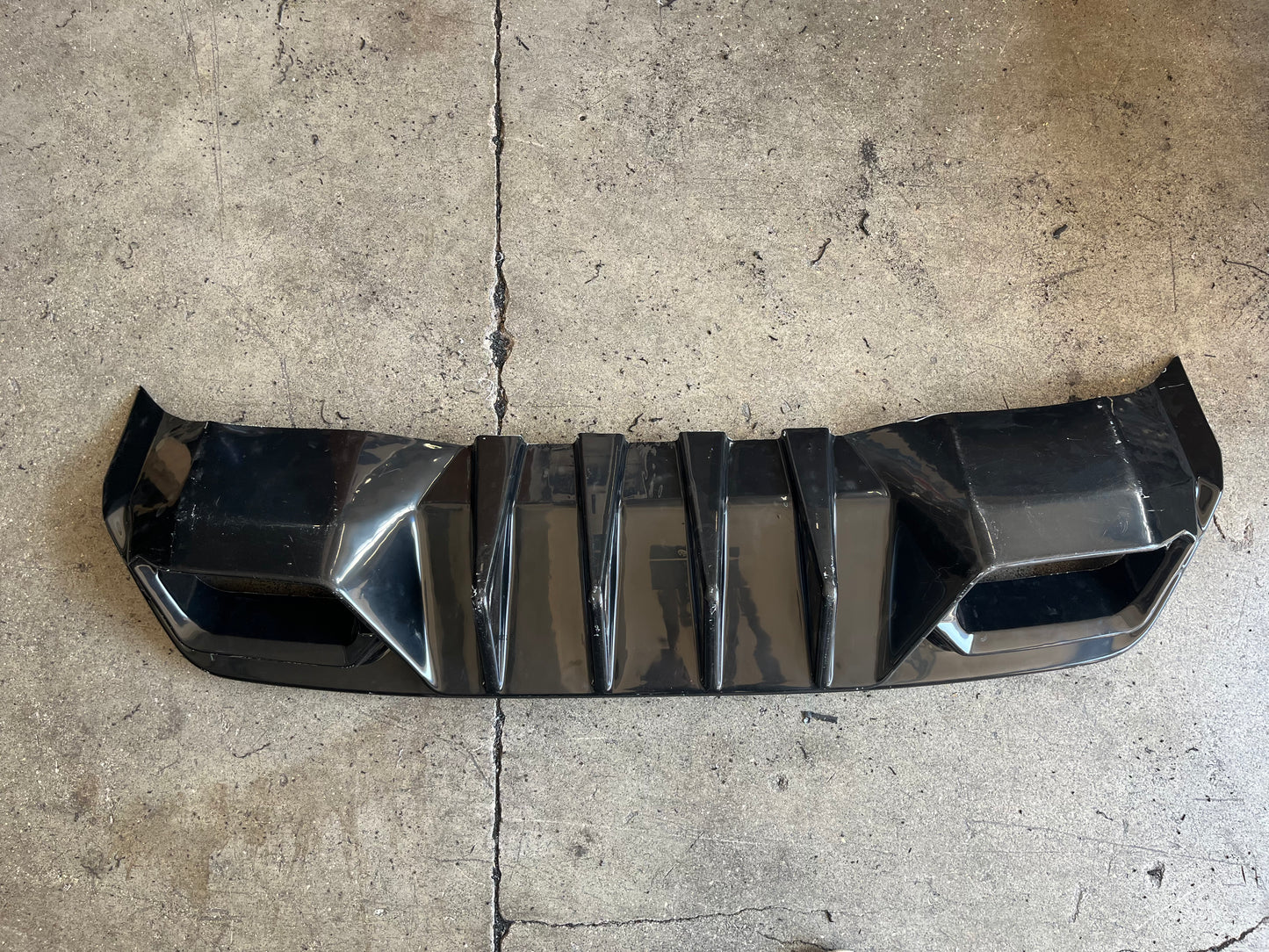 DIFFUSORE ADATTO PER CUPRA Leon 2020+  ✅