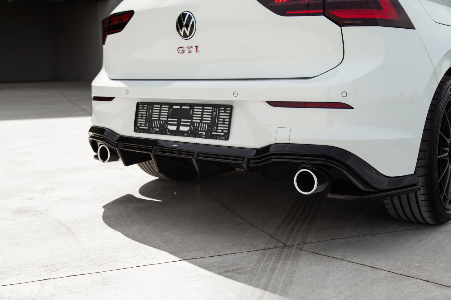 ✨Splitter FOR VW Golf Mk8 GTI 2020+ (2 Pcs) ✨ 
