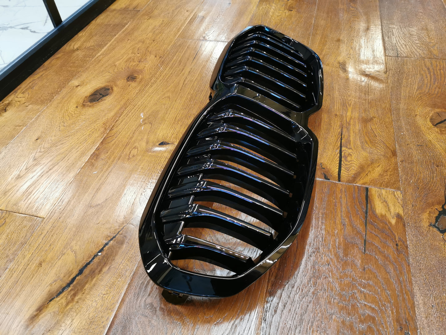 RADIATOR GRILLE KIDNEY GRILLE GLOSS BLACK SINGLE BRIDGE FOR BMW 1 SERIES F40 5