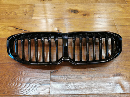 RADIATOR GRILLE KIDNEY GRILLE GLOSS BLACK SINGLE BRIDGE FOR BMW 1 SERIES F40 5