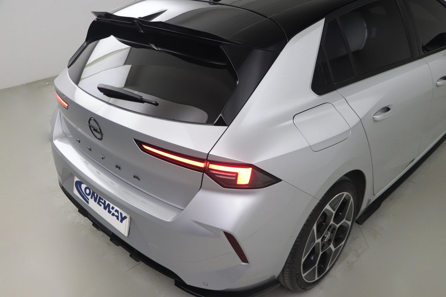 Spoiler adatto per OPEL Astra L 2020+