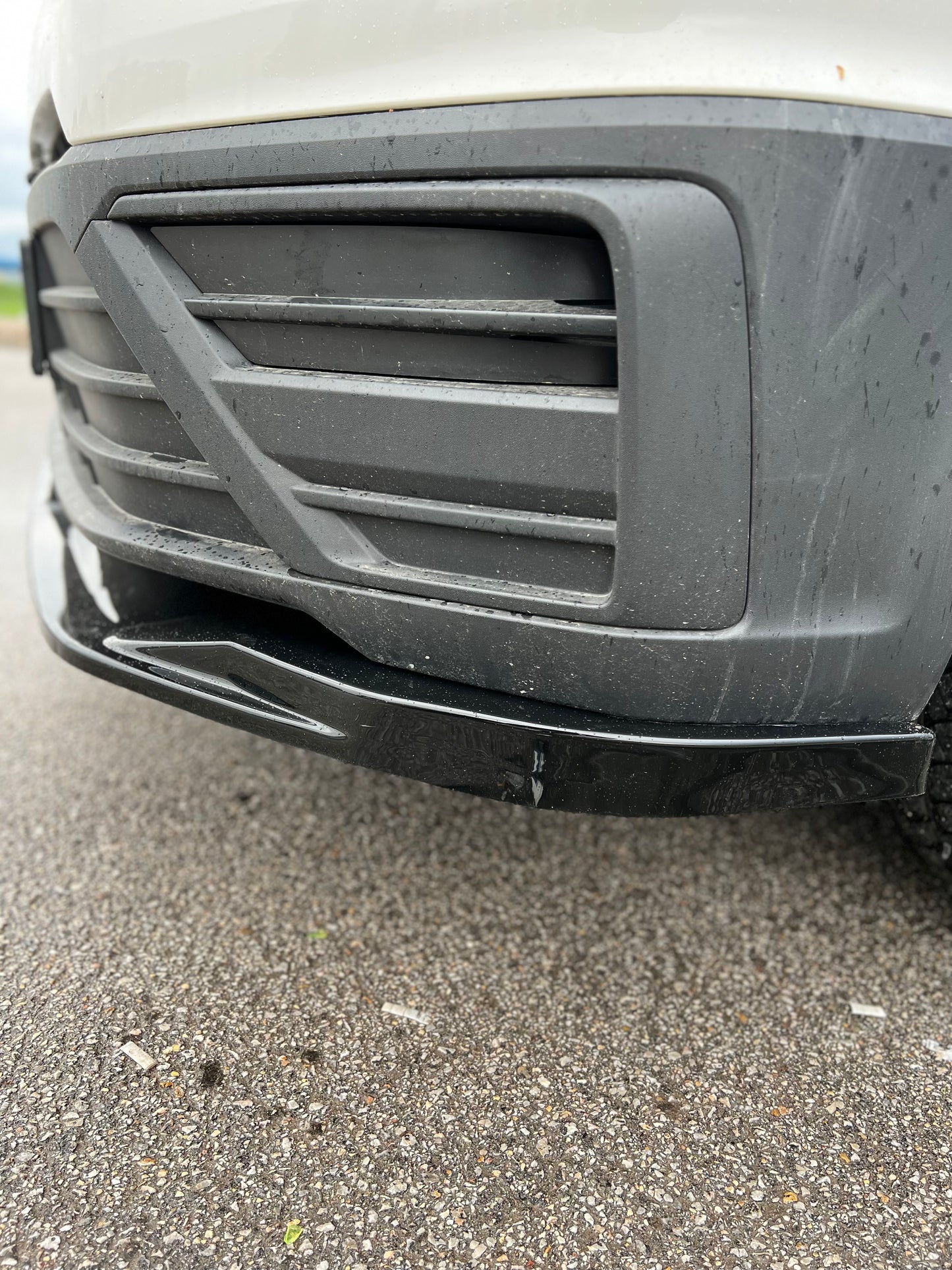 Splitter Anteriore VOLKSWAGEN Crafter MK2 2017+ / MAN TGE MK1 Prefacelift 2017+