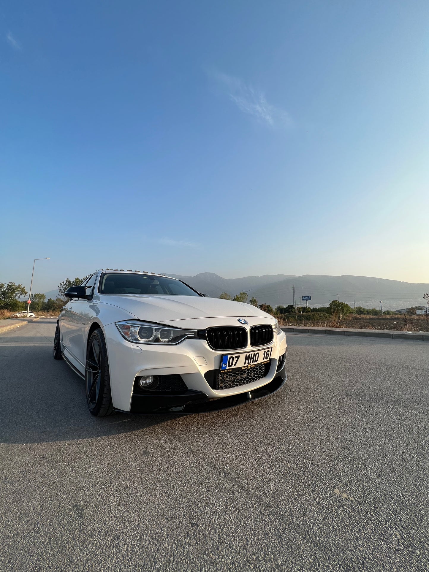 Splitter Anteriore BMW Serie 3 F30 M-Pack 2012-2019 Con Flap Con ABE TÜV