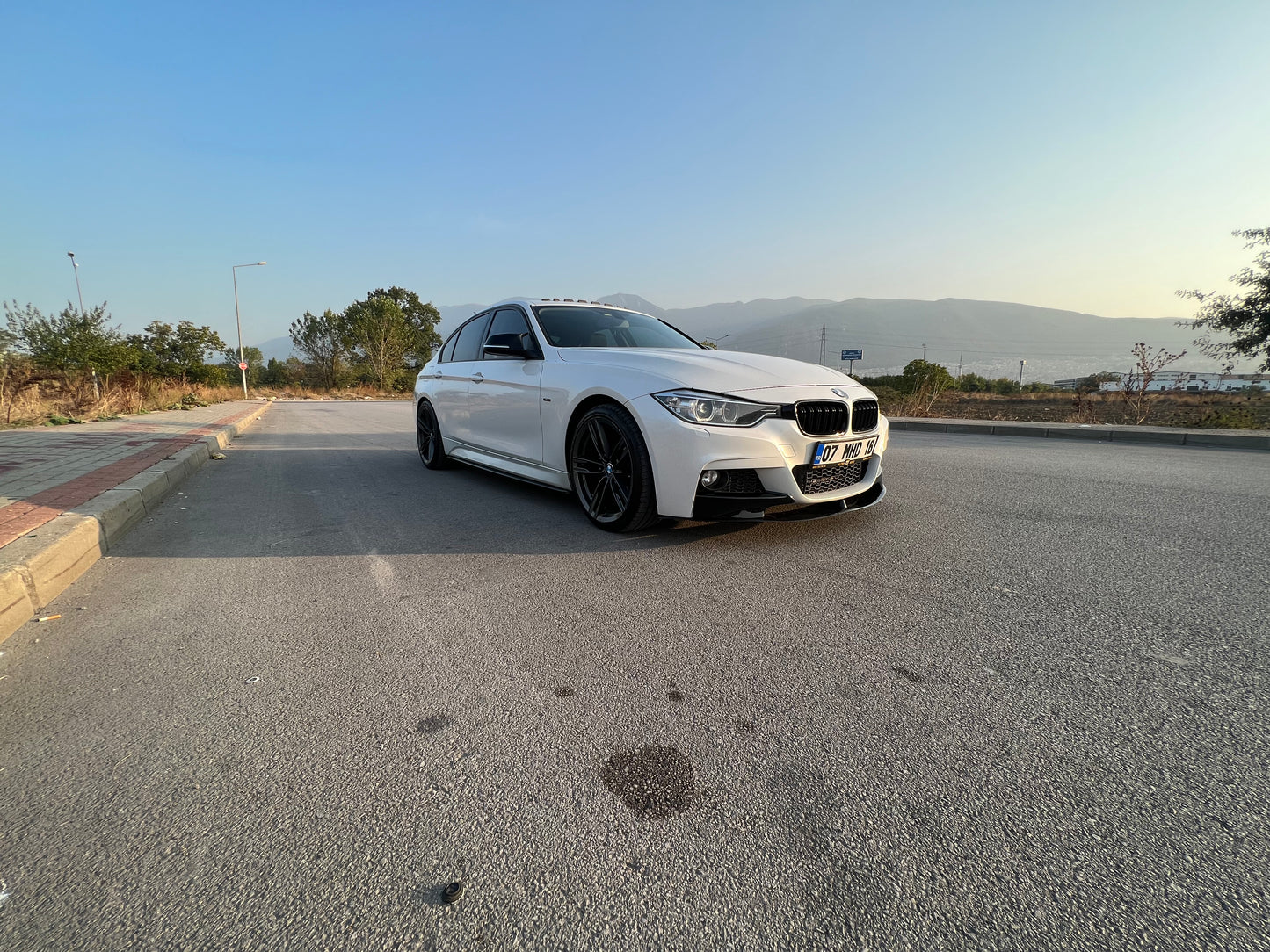 Splitter Anteriore BMW Serie 3 F30 M-Pack 2012-2019 Con Flap Con ABE TÜV