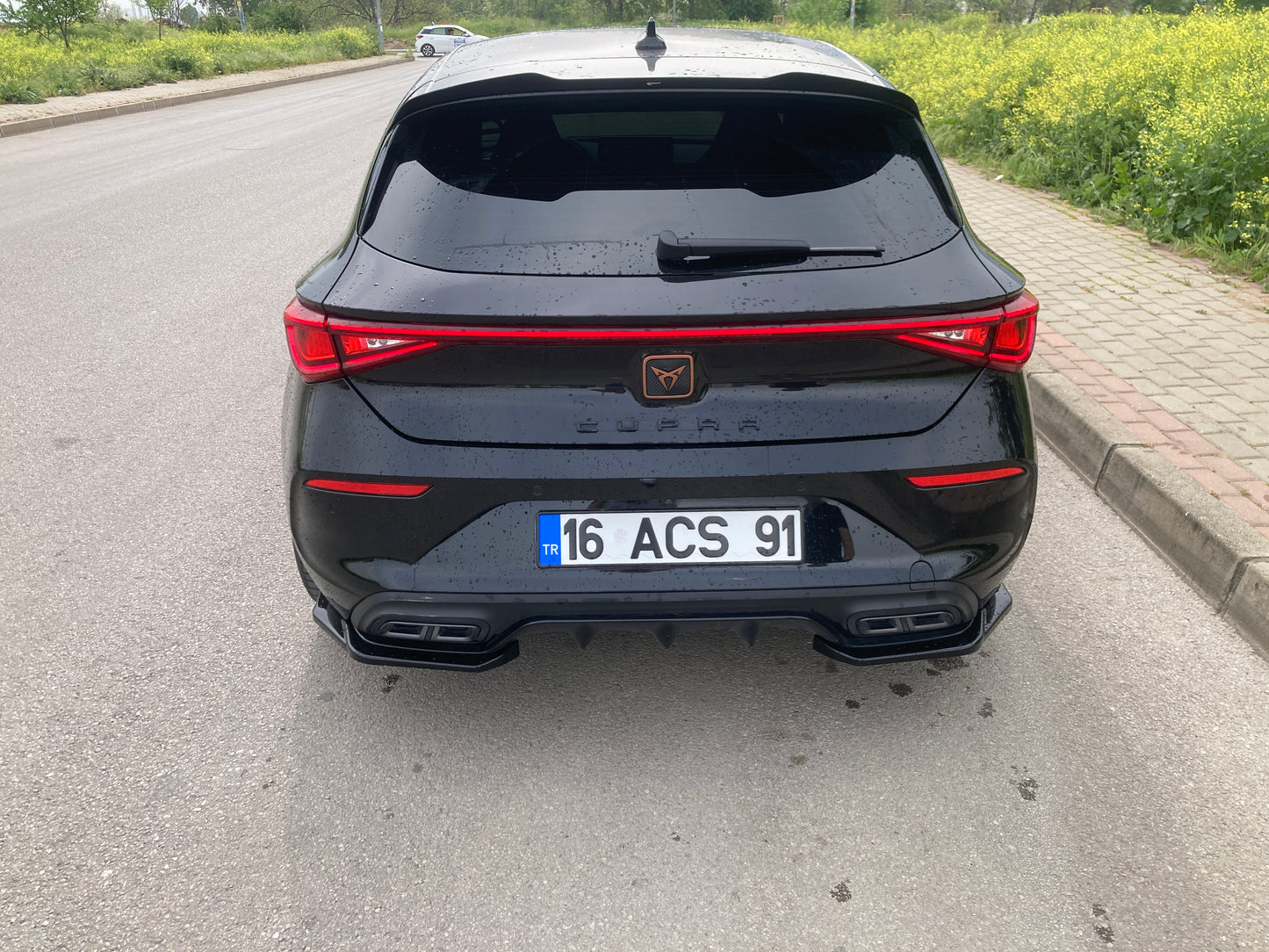 Rear Side Splitters ✨✨CUPRA Leon 2020+ Version 2 ✨✨ 