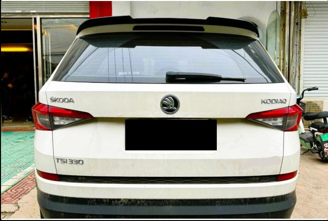 💕 REAR SPOILER SUITABLE FOR SKODA KODIAQ GLOSSY BLACK 💕