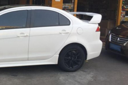 💕 SPOILER POSTERIORE ADATTO PER MITSUBISHI i LANCER MK8 SEDAN NERO 💕