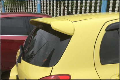 💕 SPOILER POSTERIORE ADATTO PER TOYOTA YARIS 2 💕