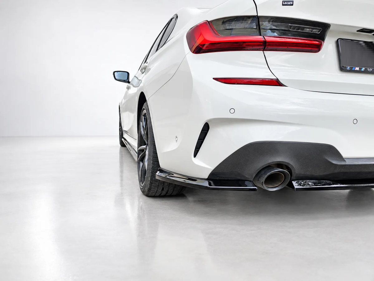 BODYKIT E36 + COUPE REAR LIGHTS WITH WHITE INDICATOR