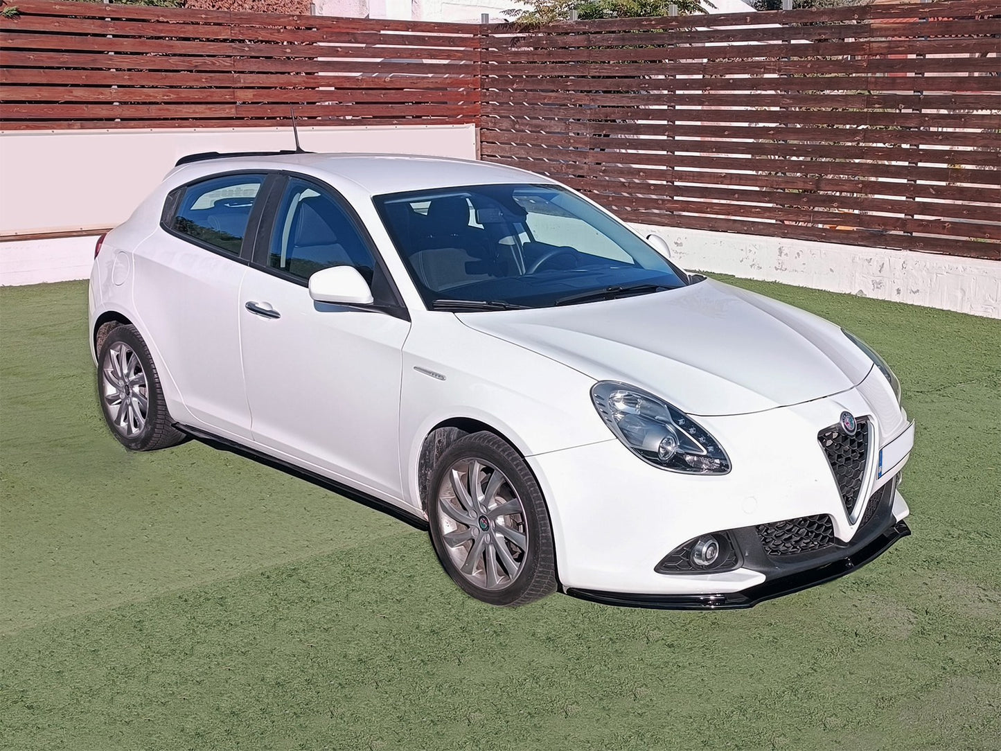 💕ART.10182 SOTTO  MINIGONNE  ALFA  ROMEO GIULIETTA💕