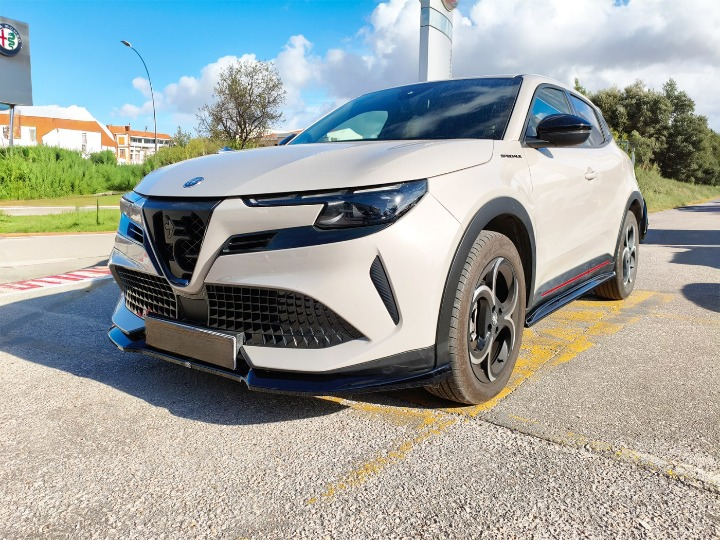 💕ART.5880  Splitter Alfa Romeo Junior 2024+NERO LUCIDO💕