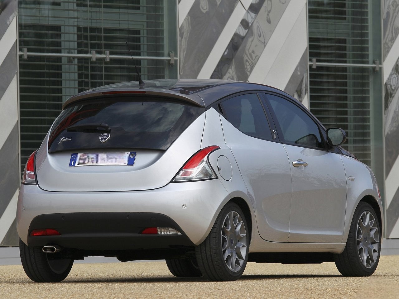 💫ART.4735 Fari posteriore adatto per Lancia Ypsilon 11+ SX💫