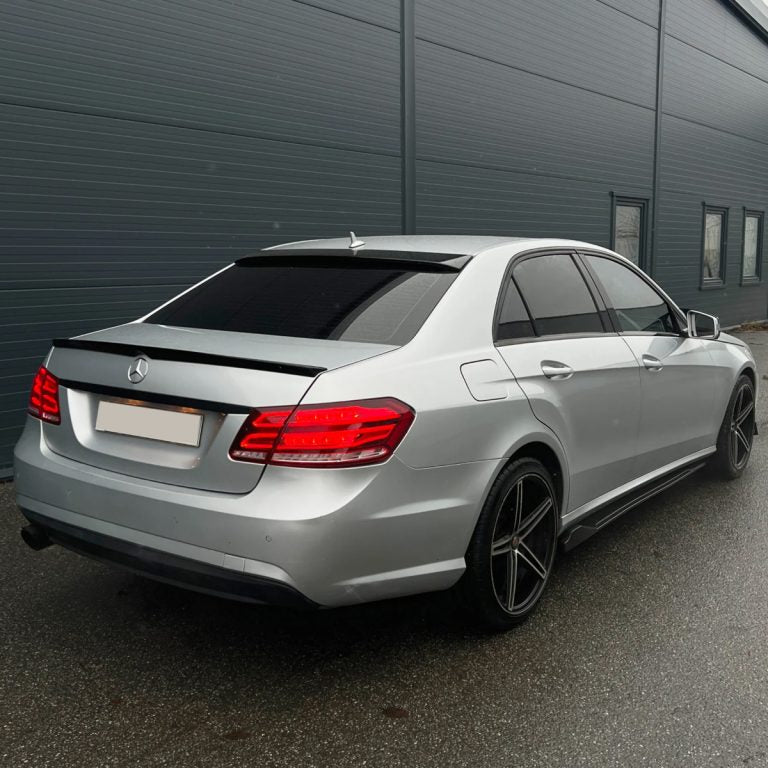 💫ART.7056 Spoiler Posteriore per Mercedes E-Class (W212) Sedan 2009-2016💫