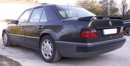 ❤️Tappo spoiler posteriore compatibile con MERCEDES Classe E W124❤️