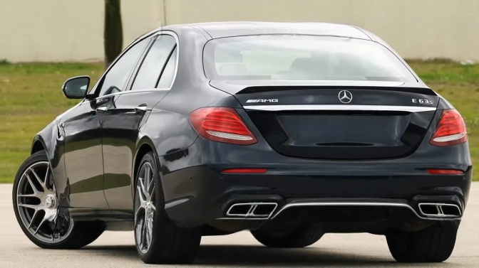 ❤️Spoiler  ver.1 compatibile con MERCEDES Classe E W212 Berlina (200❤️
