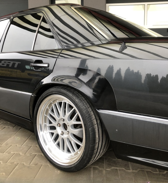 ❤️Estensioni parafango posteriore compatibili con MERCEDES W124 stile 500E❤️
