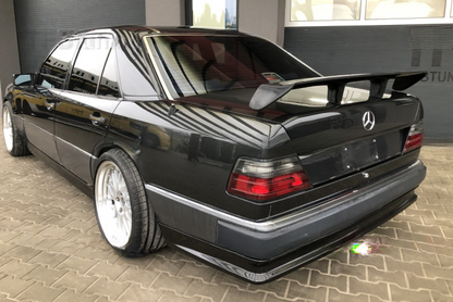 ❤️Tappo spoiler posteriore compatibile con MERCEDES Classe E W124❤️