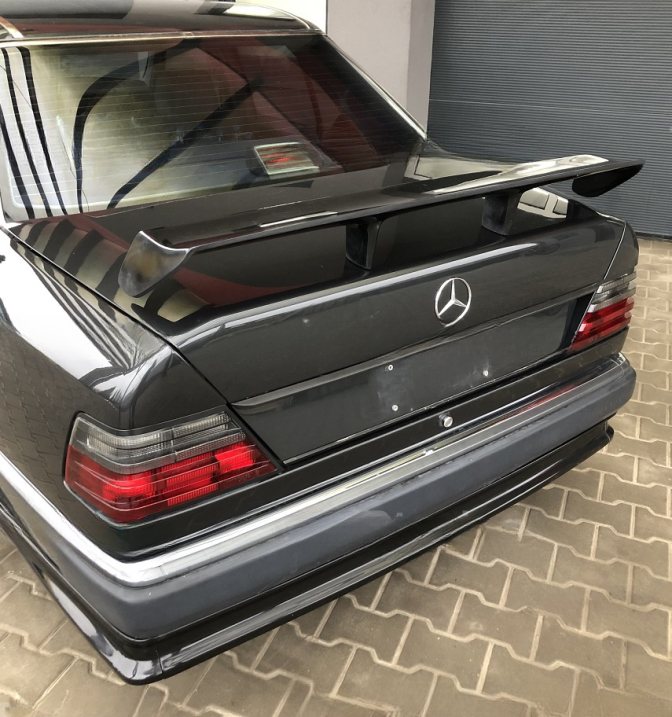 ❤️Tappo spoiler posteriore compatibile con MERCEDES Classe E W124❤️