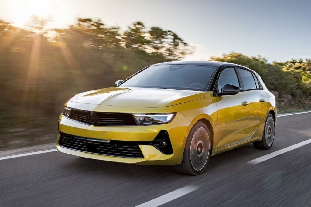 🔥KIT 4 DISTANZIALI  16+20mm adatto per OPEL ASTRA L (O5) dal 2021 5 fori🔥