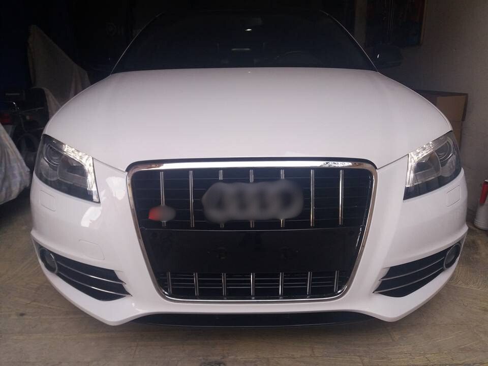 ⭐ART. 1930 ADATTO PER AUDI GRIGLIA A3 8P 2008-2012 LOOK S3 NERO LUCIDO PROFILI ⭐