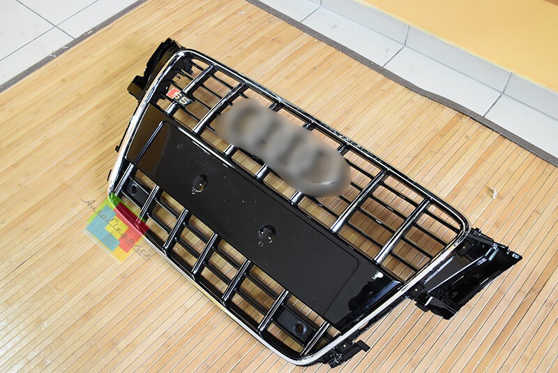 ART. 0607 GRIGLIA AUDI  A5 2007-2011 LOOK S5 CROMATA