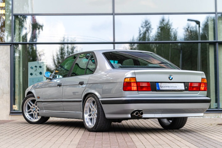 💕ART.9909 Kit Estetici BMW 5 E34 Look M-Tech💕