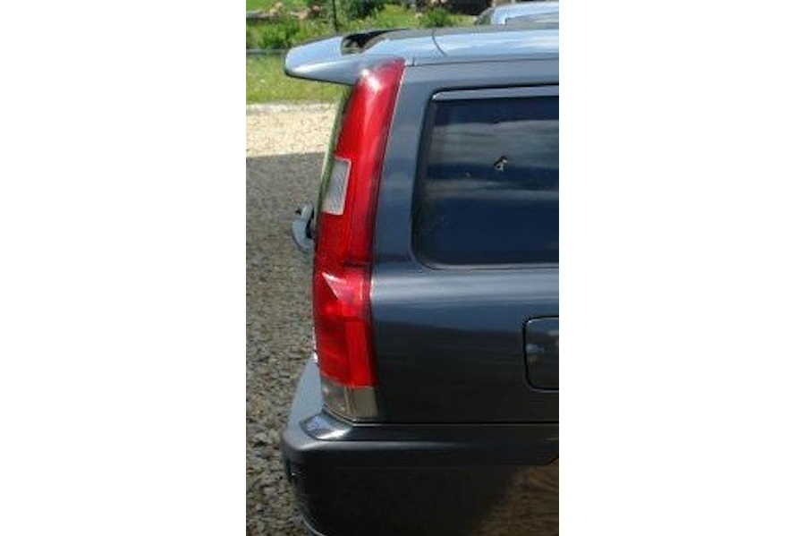 🔥SPOILER ADATTO PER VOLVO V70 XC70 2000-2007🔥