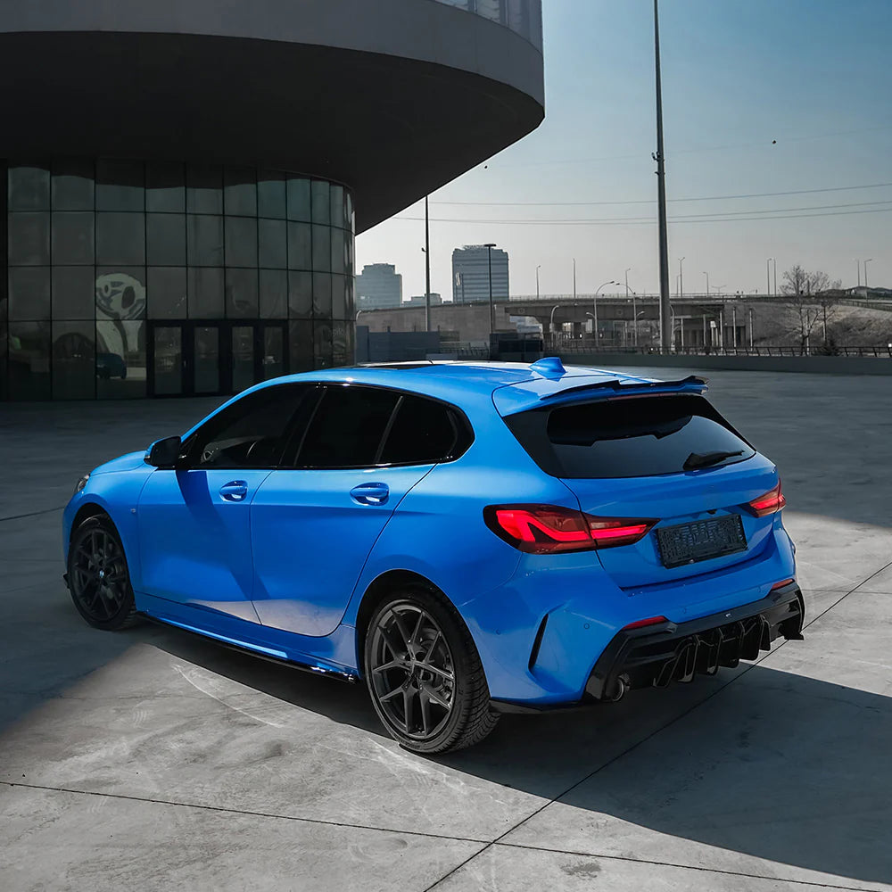 ART.2285🔥FLAP DIFFUSORE PER Serie 1 F40 M-Pack/M135i 2019-2024 NERO LUCIDO🔥