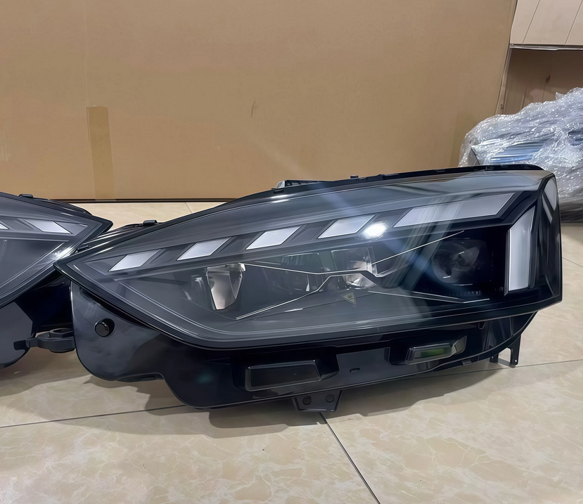 ART.4928  FARI  ANTERIORI  Audi 2020-2024 A5 S5 RS5