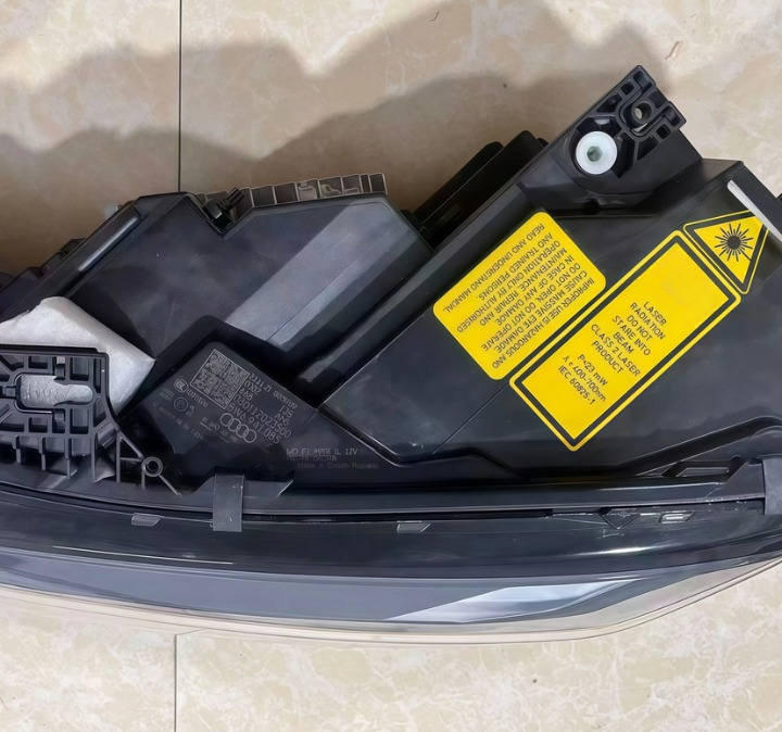 ART.4928  FARI  ANTERIORI  Audi 2020-2024 A5 S5 RS5