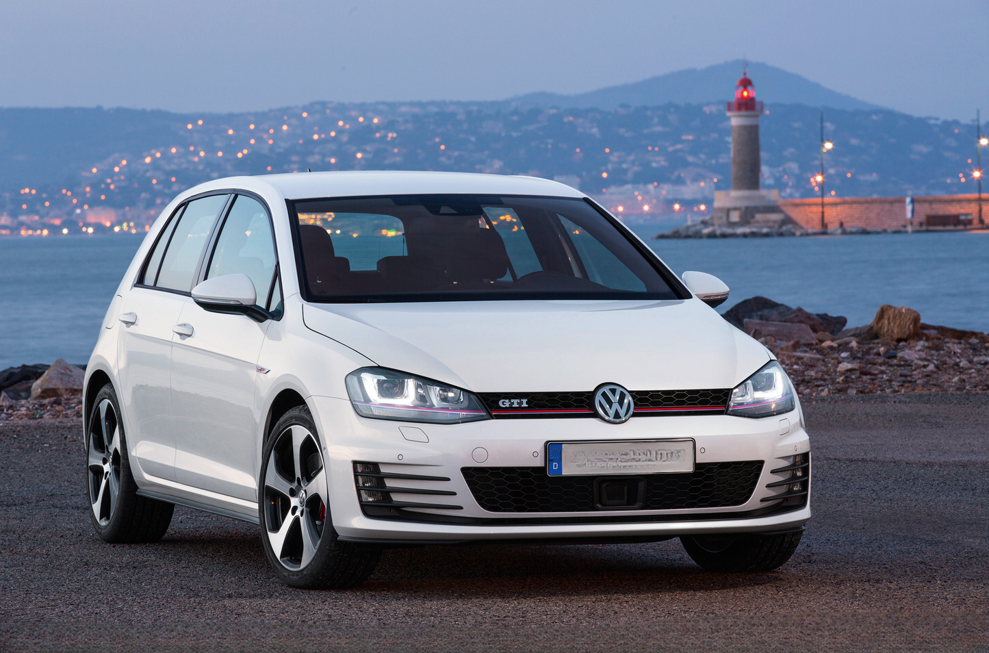 Left Front Headlights for VW Golf 7 2012-2017 Xenon D3S H7 LWR Engine 