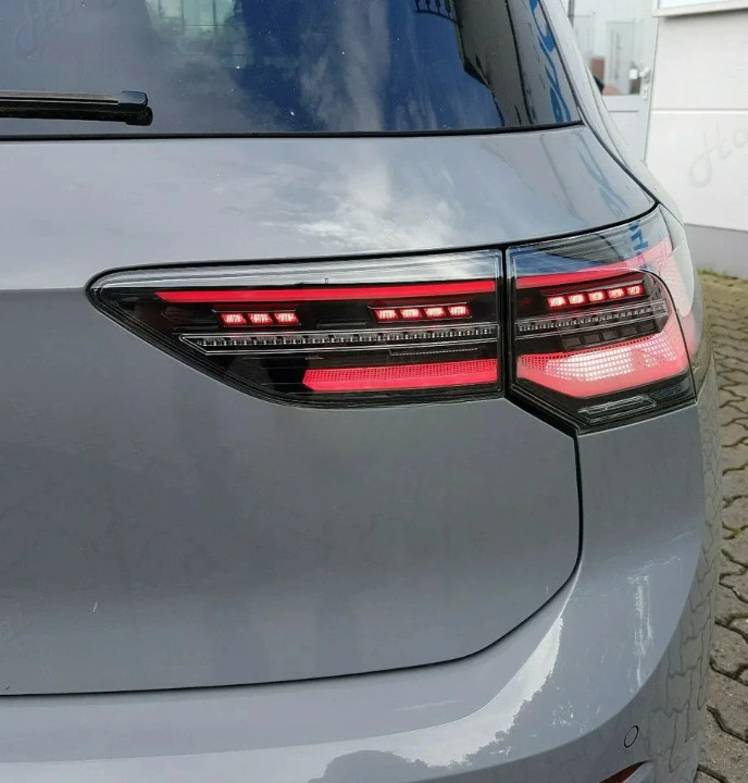 💫ART.8247 Fanali Posteriori a LED per Volkswagen Golf 8 2021-2024💫