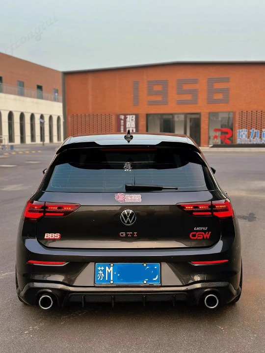 💫ART.8247 Fanali Posteriori a LED per Volkswagen Golf 8 2021-2024💫