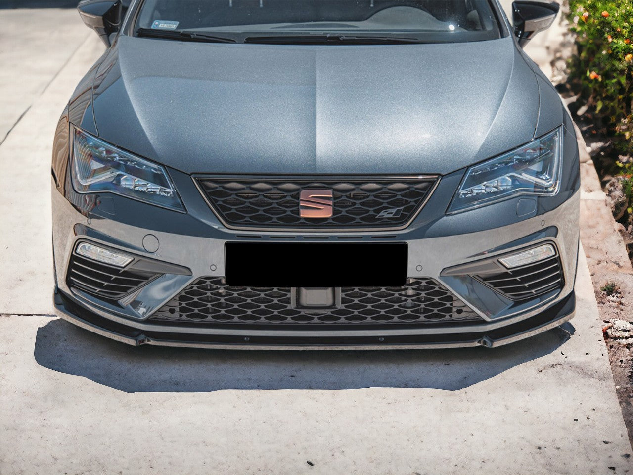 Front Splitter SEAT Leon FR / Leon Cupra MK3 Facelift 2017-2019 With TÜV ABE 