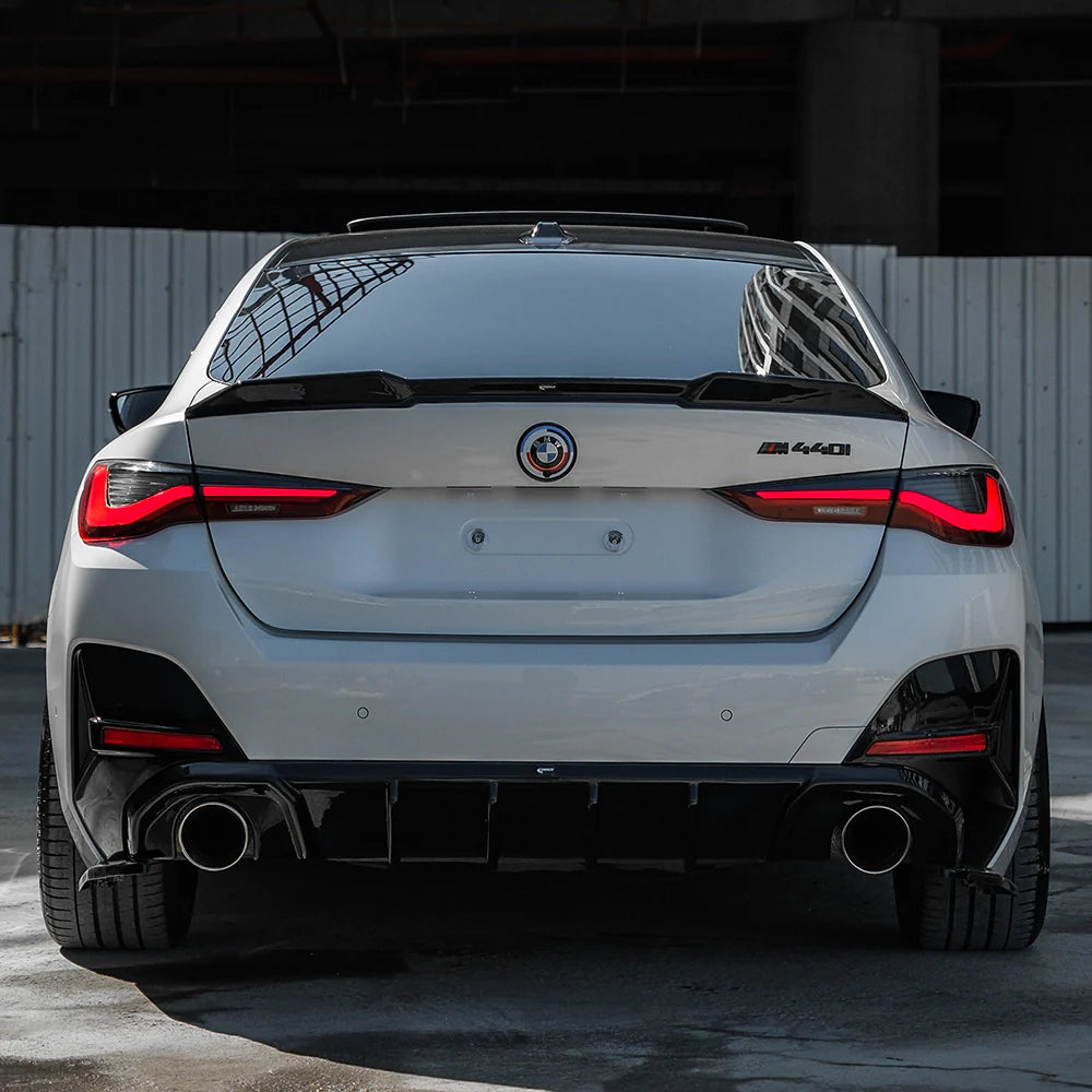 🔥SPOILER PER BMW SERIE 4 G26 GRAN COUPÉ / M440I 2021+ (COFANO) NERO LUCID🔥