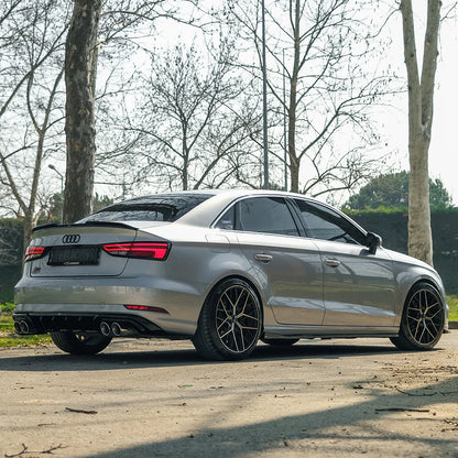 🔥SIDE SKIRTS ADATTO PER AUDI A3 8V FACELIFT SEDAN 2016–2020🔥