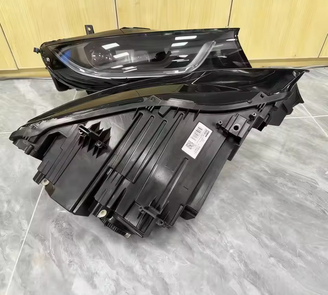 💫ART.4839 Fari Anteriori Daytime LED per BMW i8 2014-2020💫