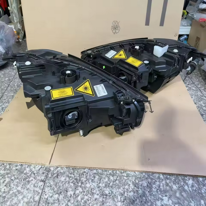 💫ART.4841 Fari Anteriori Daytime LED per BMW Serie 8 840 G15 G16 2019-2025 💫