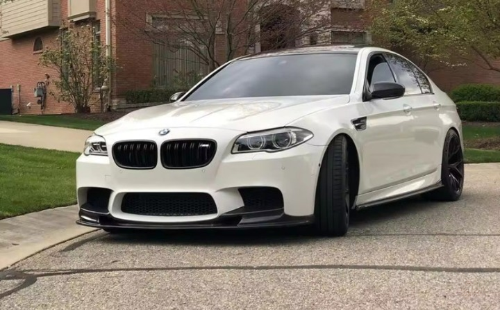 💫ART.7172 Splitter Anteriore Nero Lucido per BMW M5 (F10) (2011-2016)💫