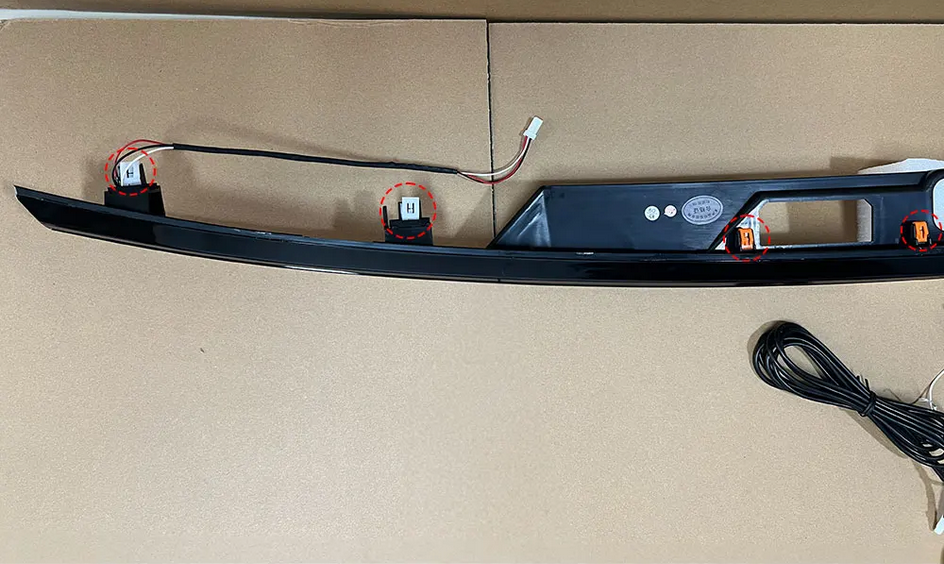 💫ART.8255 Barra Luminosa a LED per Portellone Posteriore per R.Rover Sport 2013-2022💫