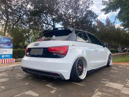 ART.8269 Spoiler Audi A1 8X 2010-2014 3 PORTE - COLORE CARBONIO LOOK PQ25