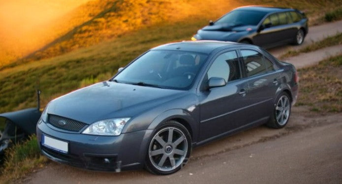 ✌️😎MINIGONNE LATERALI ADATTO PER FORD MONDEO 2000-2004😎✌️