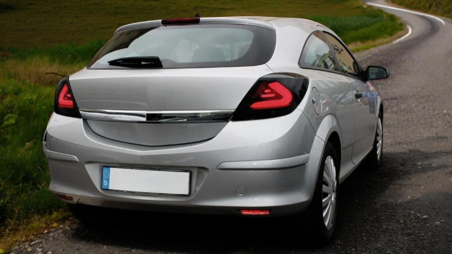 PER OPEL ASTRA H GTC FANALI POSTERIORI LED BLACK SMOKE