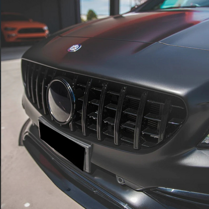 Griglia anteriore nera lucida per Mercedes CLA (C117) (13-16) Panamericana GT
