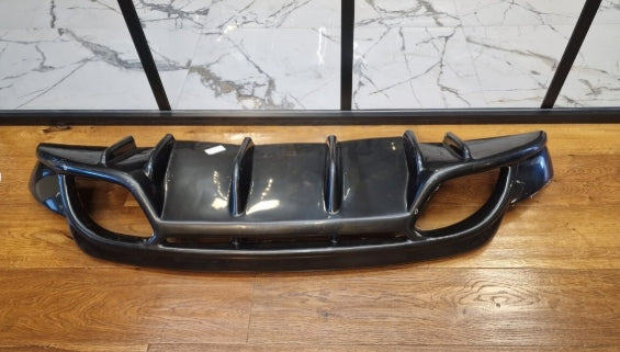 ⭐0405 DIFFUSORE ADATTO PER ALFA ROMEO GIULIETTA LOOK QUADRIFOGLIO NERO LUCIDO⭐